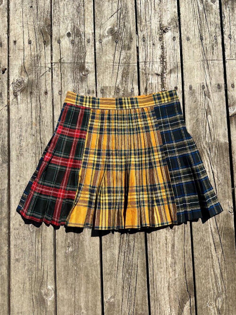 Unusual Pleated Plaid Goth Miniskirt